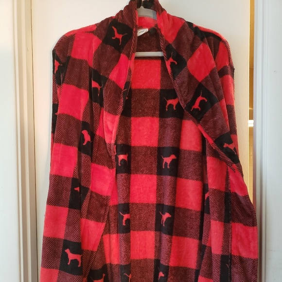 VS Pink Robe - Picture 2 of 3